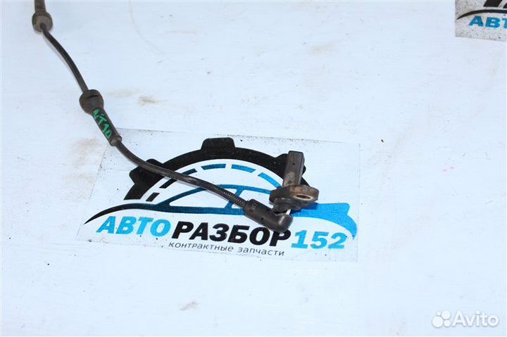 Датчик абс задний правый Nissan X-Trail NT30