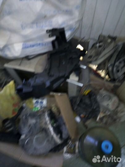 Крепление переднего бампера правое флюенс