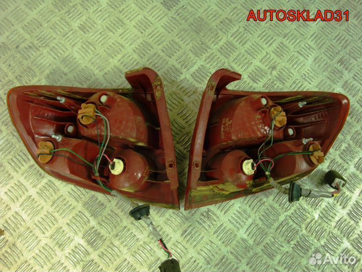 Фонари задние Hyundai Getz 924011C010