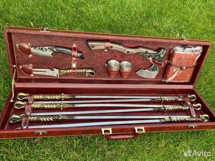 Шашлычный набор в дипломате из кожи. Эксклюзивный