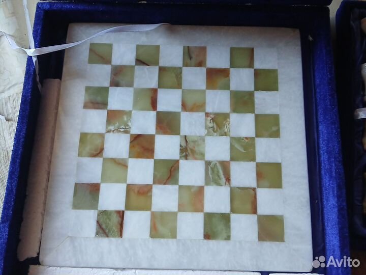 Шахматы из оникса