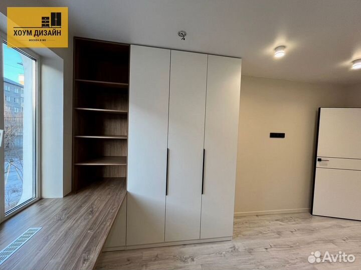 Шкаф распашной с рабочей зоной на заказ