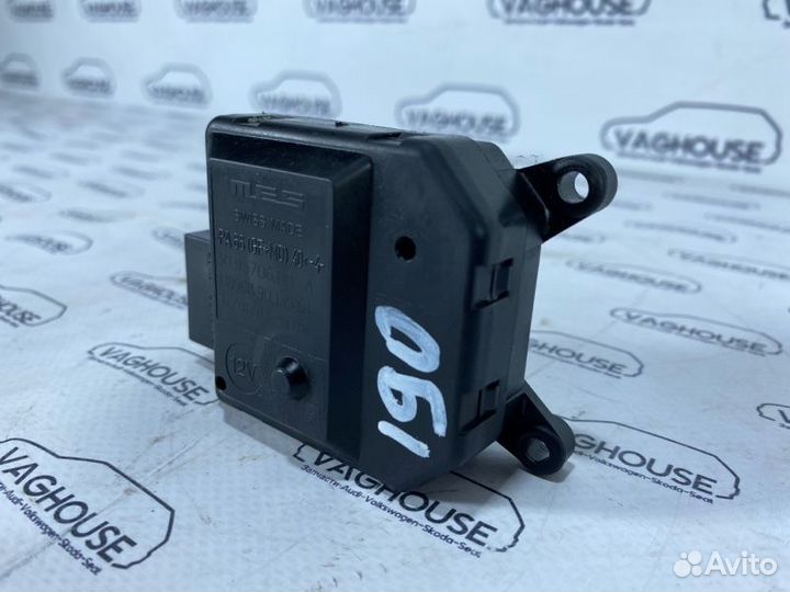 Моторчик заслонки печки Peugeot 307 1.6 2007