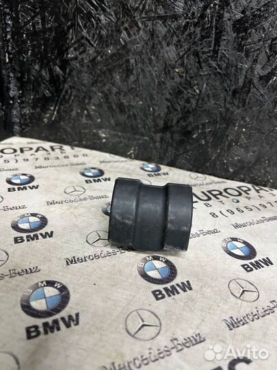 Втулка стабилизатора передняя Bmw 3-Series E36