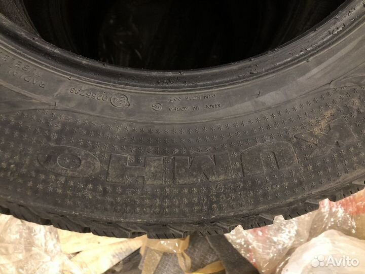 Kumho I'Zen RV Stud KC16 225/65 R17