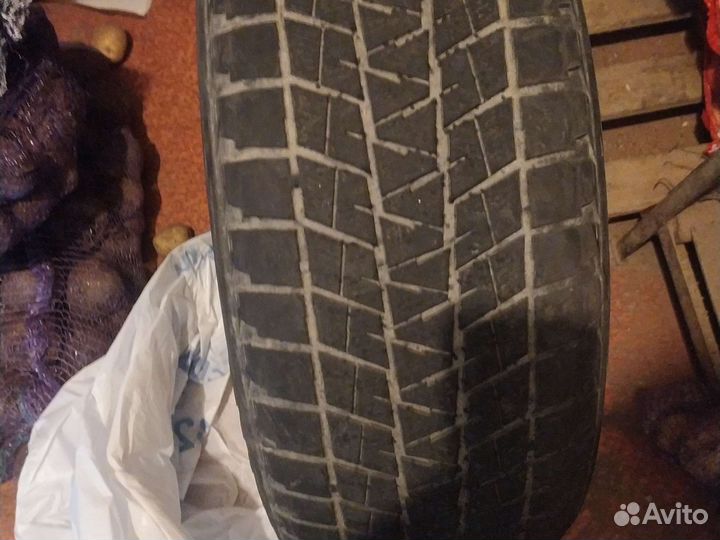 Bridgestone Blizzak DM-V1 255/55 R20 107T