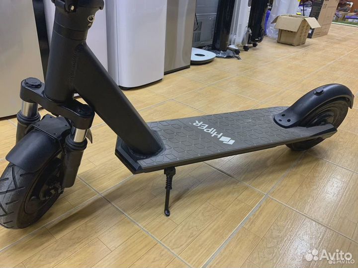 Электросамокат hiper Triumph T100