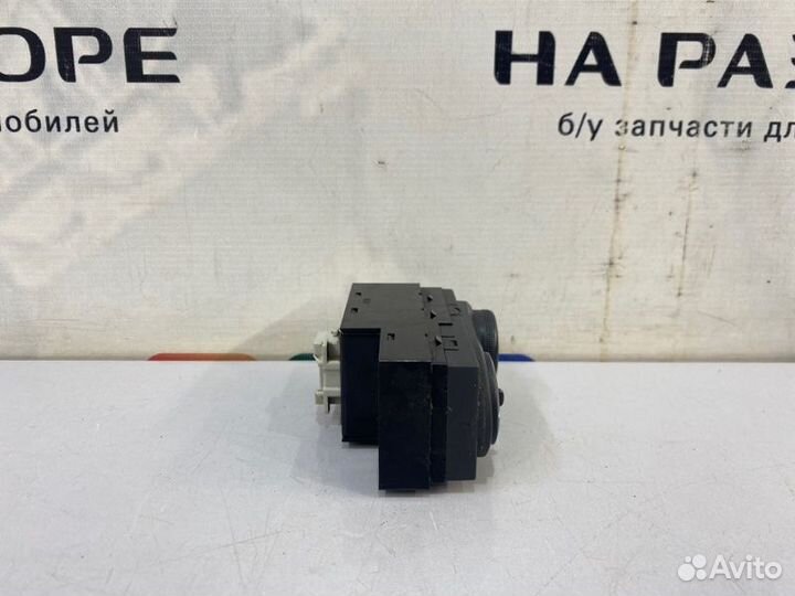 Кнопка управления зеркалами Chevrolet Captiva C100