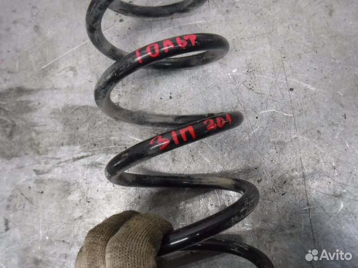 Пружина задняя правая Volkswagen Golf 4 AHF 1999