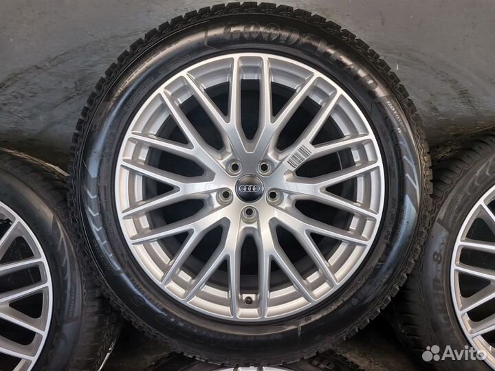 Оригинальные колеса Audi Q7 New 4M R20