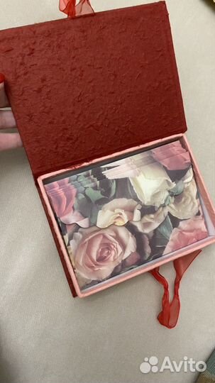 Подарочная коробка с конвертами
