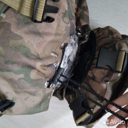 Вместительный тактический туристический рюкзак