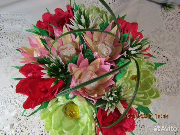 Букеты из конфет и тортики в детский сад