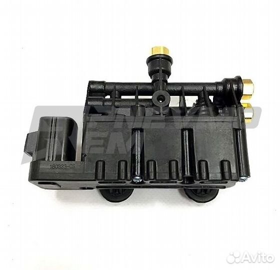 Блок клапанов пневмоподвески Land Rover Discovery