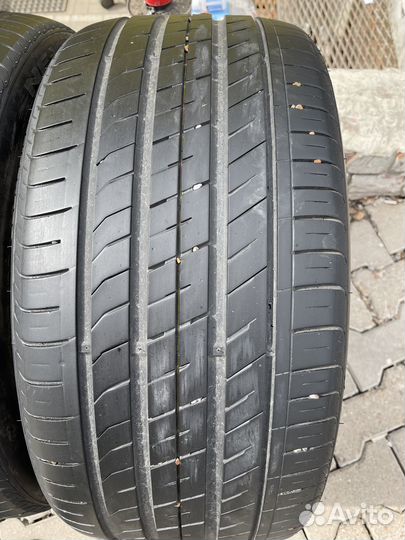 Falken Azenis FK-510 255/40 R20