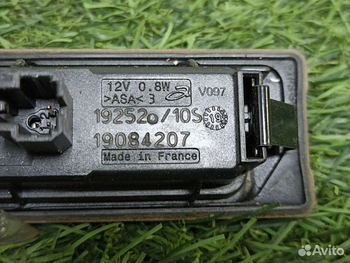 Плафон подсветки номера Skoda Octavia A7 CWV