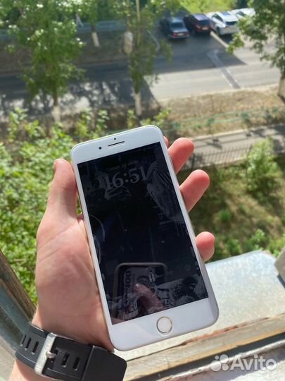 iPhone 8+ 64гб