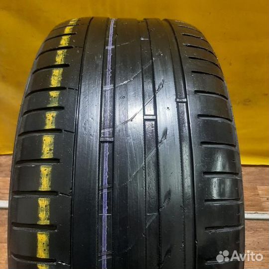 Nokian Tyres Hakka Black SUV 275/45 R20