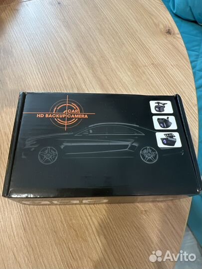 Камера заднего вида универсальная