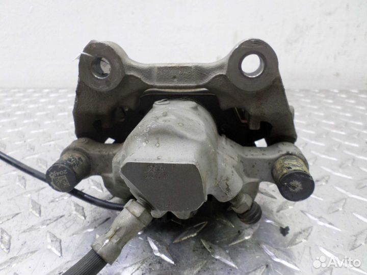 Суппорт задний правый Mercedes C-klasse W204