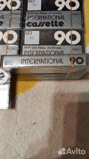 Аудиокассеты запечатанные