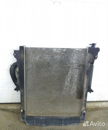 Радиатор охлаждения Mitsubishi Pajero Sport 2