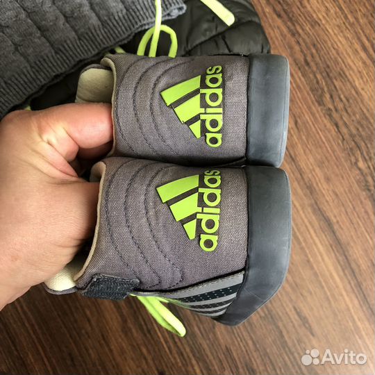 Куртка на мальчика 80, кроссовки adidas 23