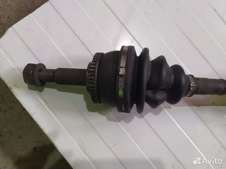 Привод Nissan Cefiro седан 2 1997