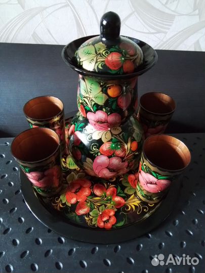Набор: кушвшин стаканчики поднос