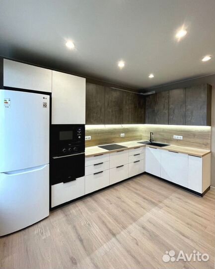 Кухня на заказ Прато. Стильная угловая кухня