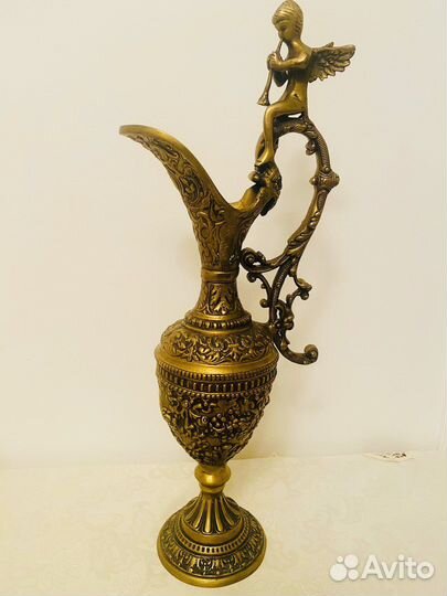 Кувшин бронзовый