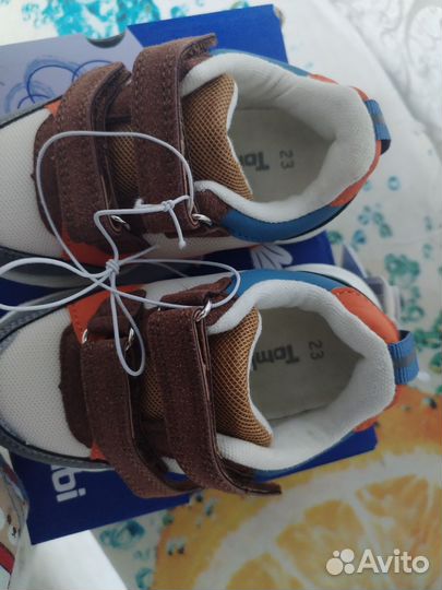 Кроссовки новые