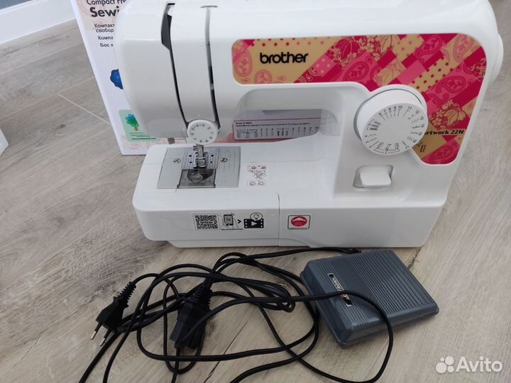 Швейная машина Brother Artwork 22 N