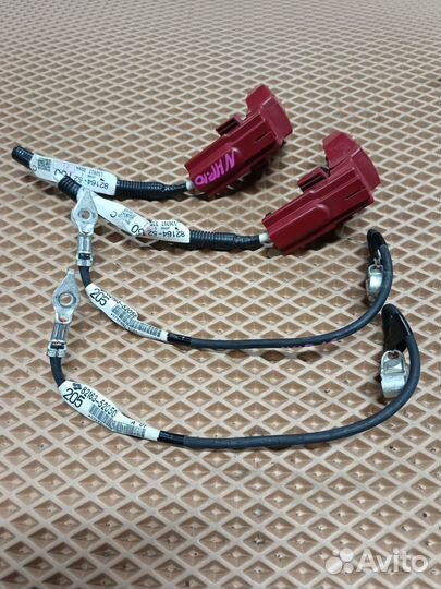 Клемма плюсовая Toyota Aqua NHP10