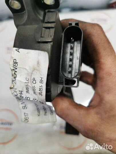 Педаль газа Ford Kuga 1 2.0 дизель G6DG 2010