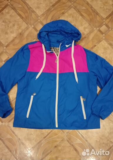 Ветровка женская 54разм
