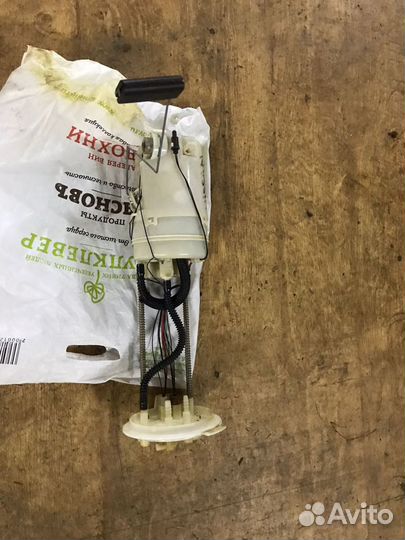 Топливный насос на авто Nissan patrol