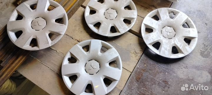 Колпаки на штампы диск Mitsubishi R16