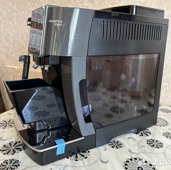Кофемашина delonghi новая