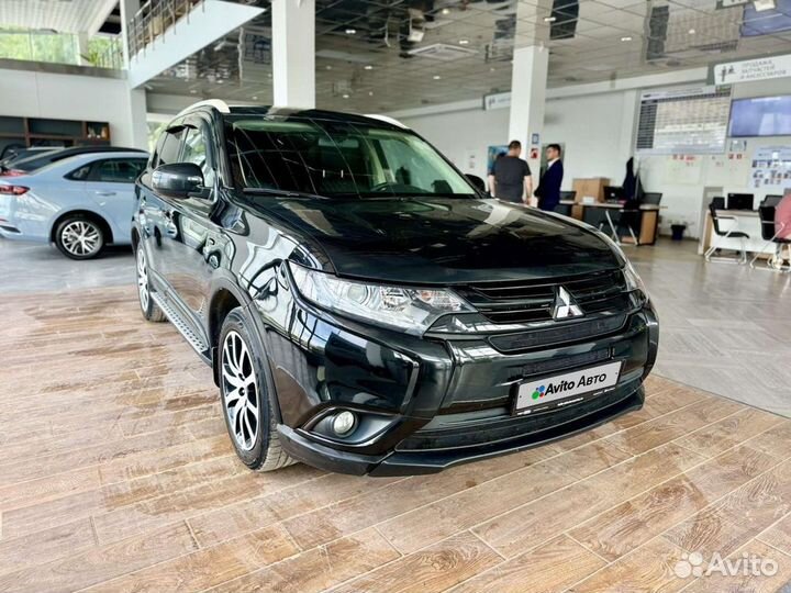 Mitsubishi Outlander 2.0 CVT, 2018, 130 223 км