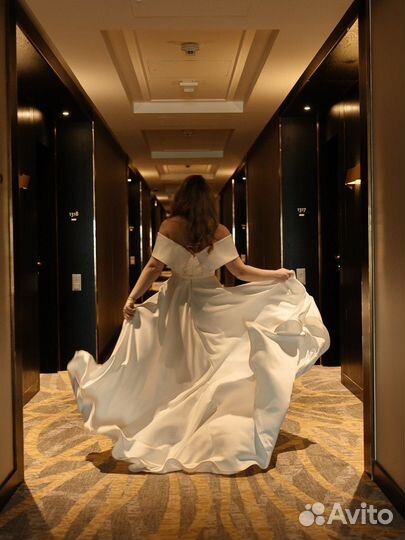 Свадебное платье 44-46р