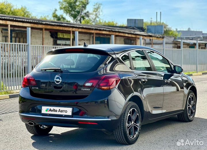 Opel Astra 1.4 AT, 2013, 115 000 км