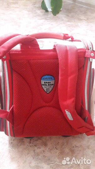 Рюкзак школьный