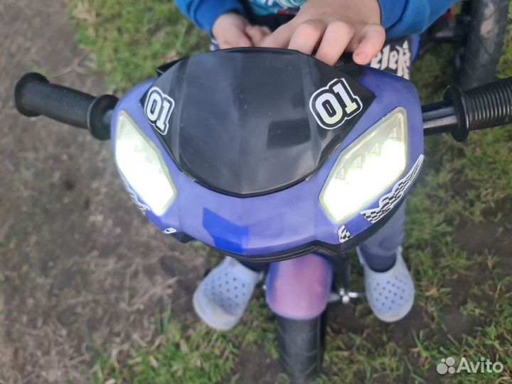 Детский трехколесный велосипед бу
