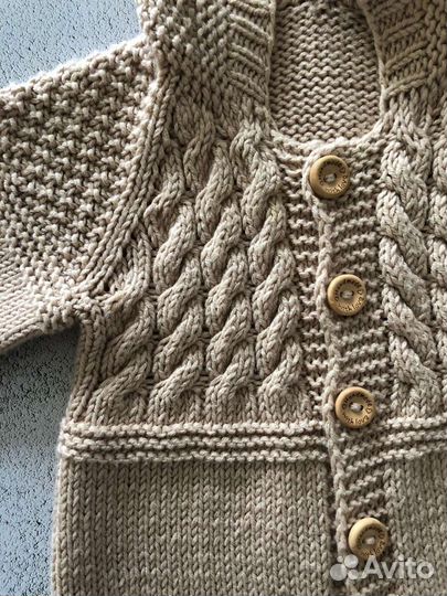 Комбинезон вязанный для новорожденных