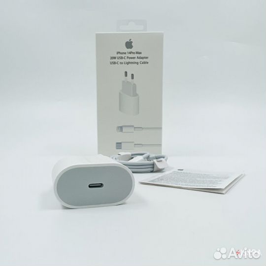 Зарядка на iPhone 20W USB-C Lighting А451