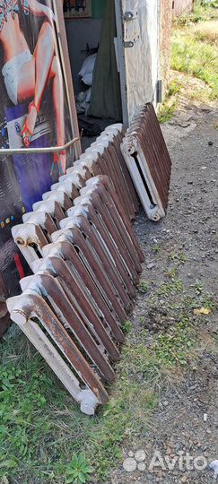 Продам чугунные радиаторы