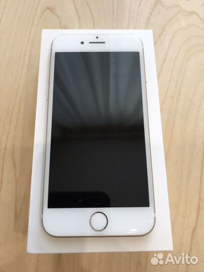 Телефон iPhone 7 32Gb