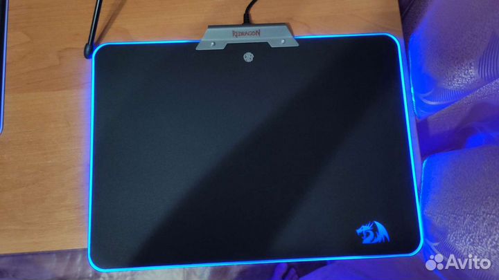 Игровой жесткий коврик для мыши Redragon Orion RGB