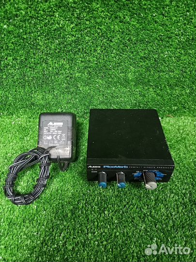 Процессор эффектов alesis picoverb